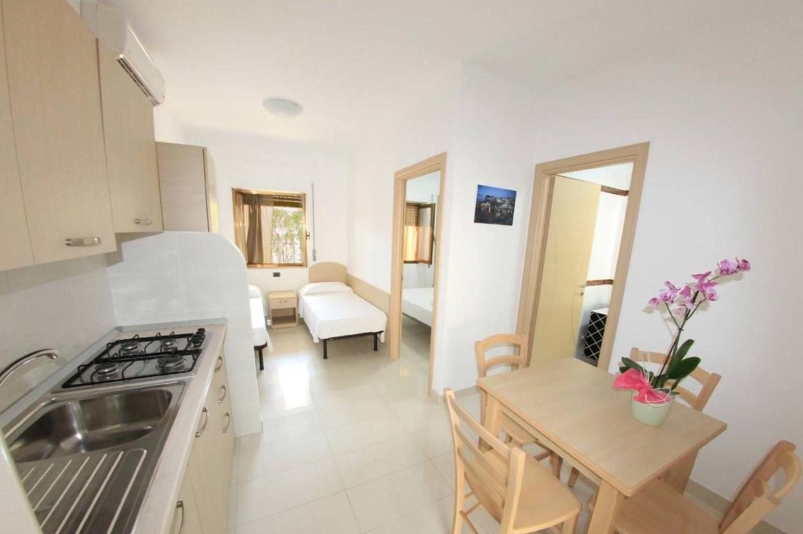 B&B Ala Marina Пешичи Екстериор снимка
